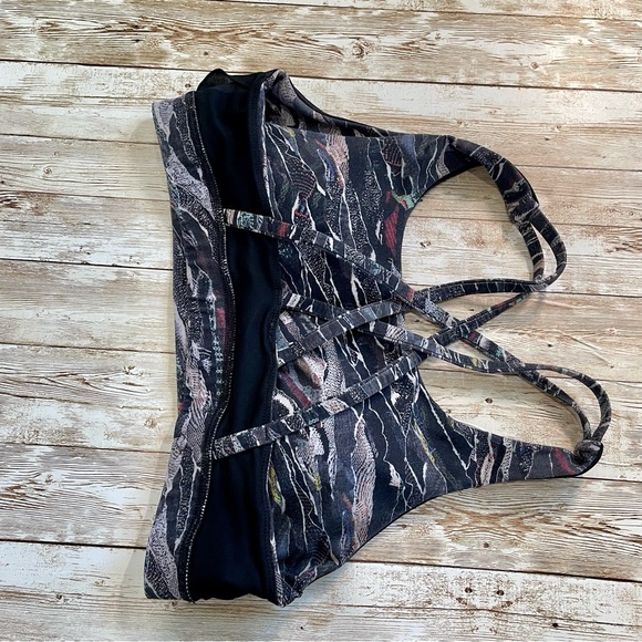 lululemon Energy Bra Mini Sweatr Multi Strappy size 8 - Picture 8 of 10